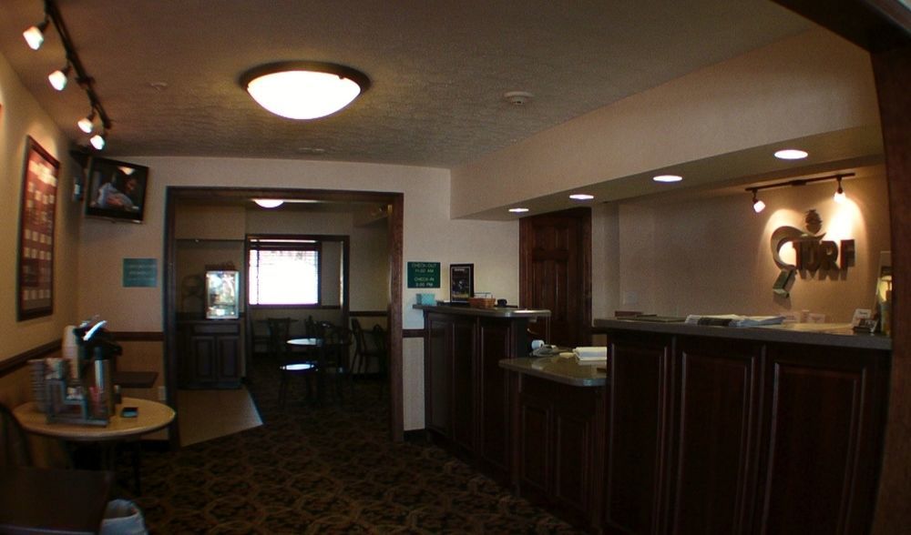 Rodeway Inn & Suites Charles Town Exterior photo